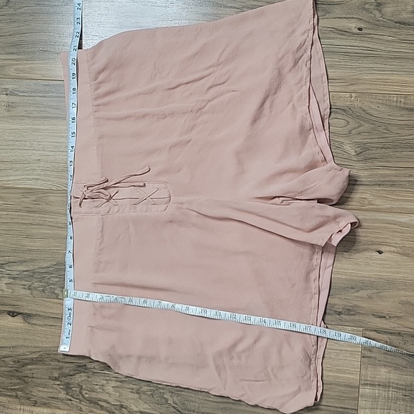 Torrid Peach Lace-Up Crepe Shorts - Picture 6 of 12